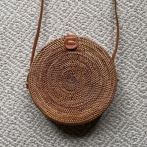 Straw Studios Round Woven Crossbody Bag - Brown